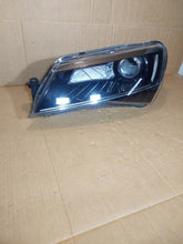 Load image into Gallery viewer, Frontscheinwerfer Skoda Superb III Xenon Links Scheinwerfer Headlight