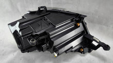 Laden Sie das Bild in den Galerie-Viewer, Frontscheinwerfer Skoda Kamiq 658941016 LED Rechts Scheinwerfer Headlight SCH7249115288dy