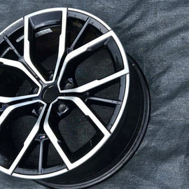 1x Alufelge 19 Zoll 8.0