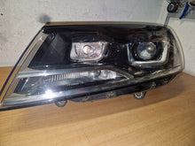 Load image into Gallery viewer, Frontscheinwerfer VW Touareg 7P1941031 8K0941597F Xenon Links Headlight