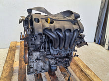 Laden Sie das Bild in den Galerie-Viewer, Motor Hyundai Kia G4FC 115PS 142TKm Benzin Engine Unkomplett