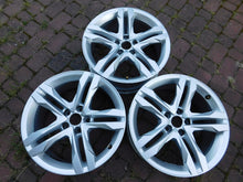 Load image into Gallery viewer, 1x Alufelge 18 Zoll 7.5" 5x112 29ET Glanz Silber 8W9601025B Audi A4 B9 Rim Wheel FEL2299764834ww
