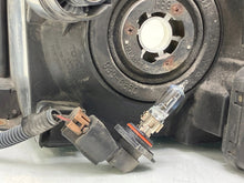 Laden Sie das Bild in den Galerie-Viewer, Frontscheinwerfer Toyota Rav 4 89036766 Rechts Scheinwerfer Headlight SCH6523715009va