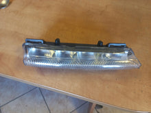 Load image into Gallery viewer, Frontscheinwerfer Mercedes-Benz W246 A2049069200 LED Rechts Headlight