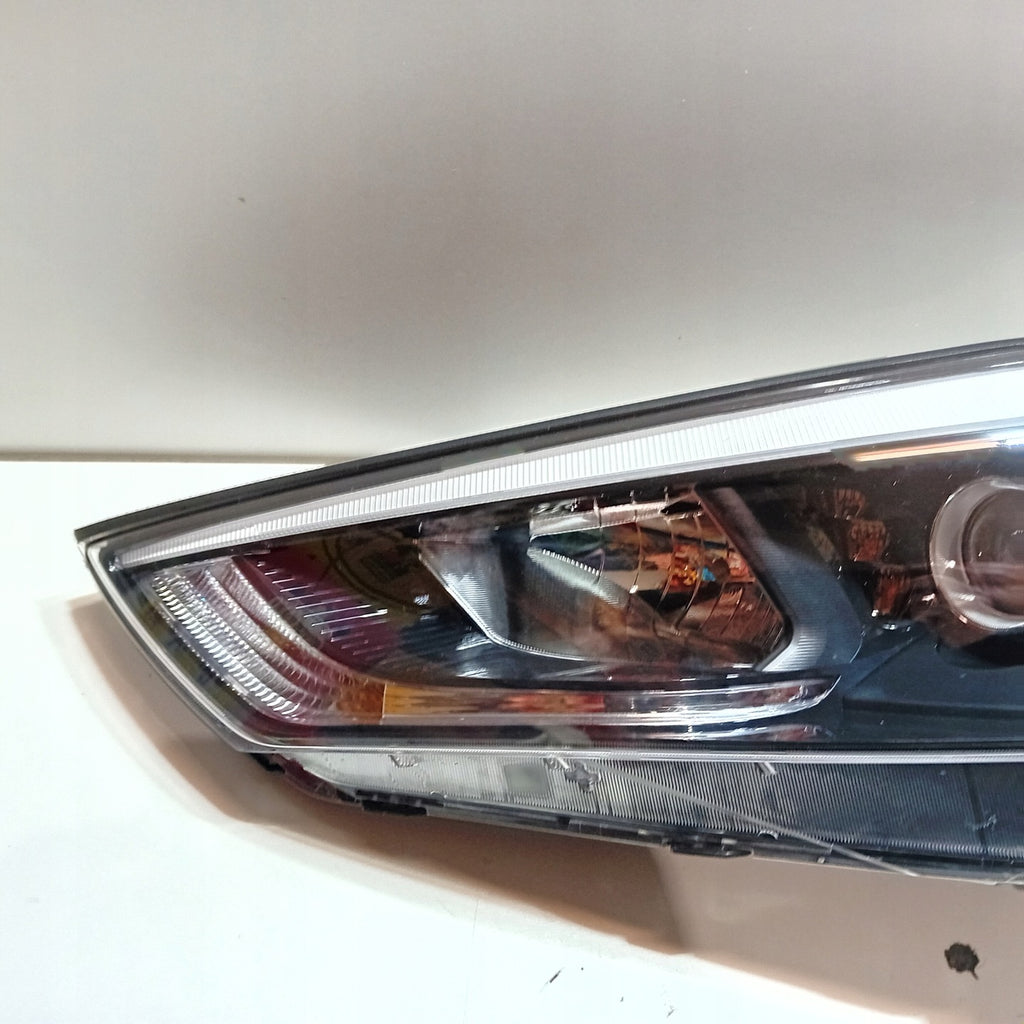 Frontscheinwerfer Hyundai Tucson 92101D7201 D30LD792122010 Links Headlight