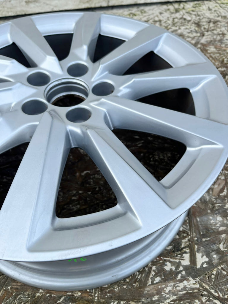 1x Alufelge 16 Zoll 6.5" 5x110 82A601025C Audi A1 Rim Wheel