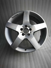 Load image into Gallery viewer, 1x Alufelge 19 Zoll 8.5" 5x112 59ET Glanz Silber A166401 Mercedes-Benz W166 FEL4259141899ls