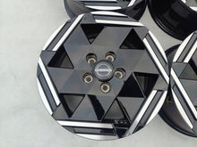 Laden Sie das Bild in den Galerie-Viewer, 4x Alufelge 16 Zoll 6.5" 5x114.3 40ET Glanz Schwarz R32665 Nissan Qashqai I FEL8191662562bj