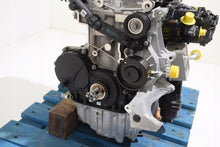 Load image into Gallery viewer, Motor BMW 2 U06 B38A15P 1.5 16TKm Benzin Engine Unkomplett MOT6984188576oz