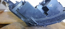 Load image into Gallery viewer, Frontscheinwerfer Peugeot 2008 LED Links Scheinwerfer Headlight SCH2647258622ps
