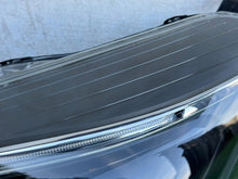 Load image into Gallery viewer, Frontscheinwerfer Toyota Yaris Links Scheinwerfer Headlight