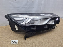 Laden Sie das Bild in den Galerie-Viewer, Frontscheinwerfer Dacia Sandero III Logan Jogger 260101940R Full LED Rechts