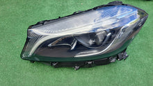 Laden Sie das Bild in den Galerie-Viewer, Frontscheinwerfer Mercedes-Benz W176 A1769068900 LED Links Headlight SCH1232667260gl
