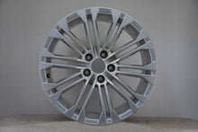 Load image into Gallery viewer, 1x Alufelge 18 Zoll 8.5&quot; 5x112 29ET Glanz Silber 8W0601025AJ Audi B9 Rim Wheel