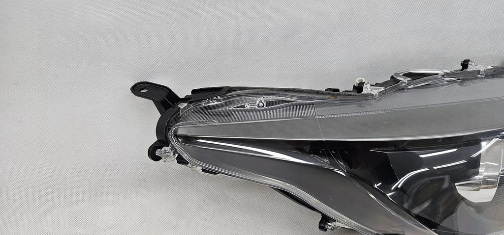 Frontscheinwerfer Toyota 4 Yaris SPP6353 Rechts Scheinwerfer Headlight