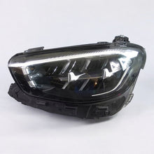 Laden Sie das Bild in den Galerie-Viewer, Frontscheinwerfer Mercedes-Benz W213 A2139069109 LED Links Headlight