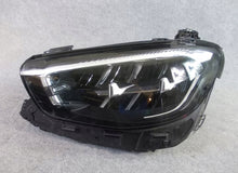 Laden Sie das Bild in den Galerie-Viewer, Frontscheinwerfer Mercedes-Benz W213 A2139069109 LED Links Headlight