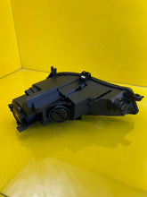 Laden Sie das Bild in den Galerie-Viewer, Frontscheinwerfer Audi A4 B9 8W0941006 Xenon Rechts Scheinwerfer Headlight SCH2492228197pf