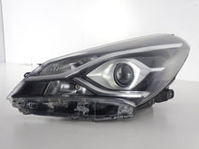Load image into Gallery viewer, Frontscheinwerfer Toyota Yaris Links Scheinwerfer Headlight SCH1778879932im