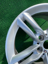 Laden Sie das Bild in den Galerie-Viewer, 1x Alufelge 17 Zoll 7.5" 5x112 7848601 BMW Rim Wheel FEL9683818759sl