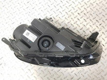 Laden Sie das Bild in den Galerie-Viewer, Frontscheinwerfer Ford Ecosport GN15-13D155-DE Xenon Rechts Headlight SCH8704152584kg