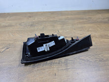 Laden Sie das Bild in den Galerie-Viewer, Rückleuchte Mercedes-Benz Glc A2549062202 Ein Stück (Rechts oder Links)