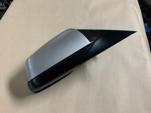 Laden Sie das Bild in den Galerie-Viewer, Außenspiegel Seitenspiegel BMW F11 F10 F0153402 Rechts Side Mirror