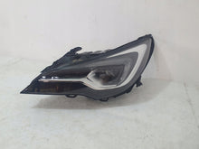 Laden Sie das Bild in den Galerie-Viewer, Frontscheinwerfer Opel Astra 662588537 LED Rechts Scheinwerfer Headlight