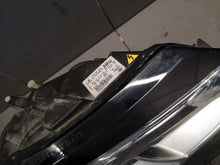 Laden Sie das Bild in den Galerie-Viewer, Frontscheinwerfer Audi A3 8P0941004 Xenon Rechts Scheinwerfer Headlight SCH1735467794up