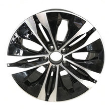 Laden Sie das Bild in den Galerie-Viewer, 1x Alufelge 18 Zoll 7.5&quot; 5x112 A2064015100 Mercedes-Benz W206 Rim Wheel