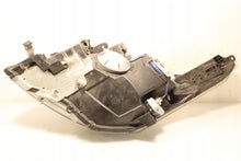 Laden Sie das Bild in den Galerie-Viewer, Frontscheinwerfer Toyota Avensis 81118-05310 Rechts Scheinwerfer Headlight SCH8376613295pe
