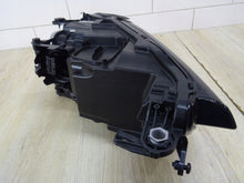 Laden Sie das Bild in den Galerie-Viewer, Frontscheinwerfer VW T Roc 2GA941773B Full LED Links Scheinwerfer Headlight