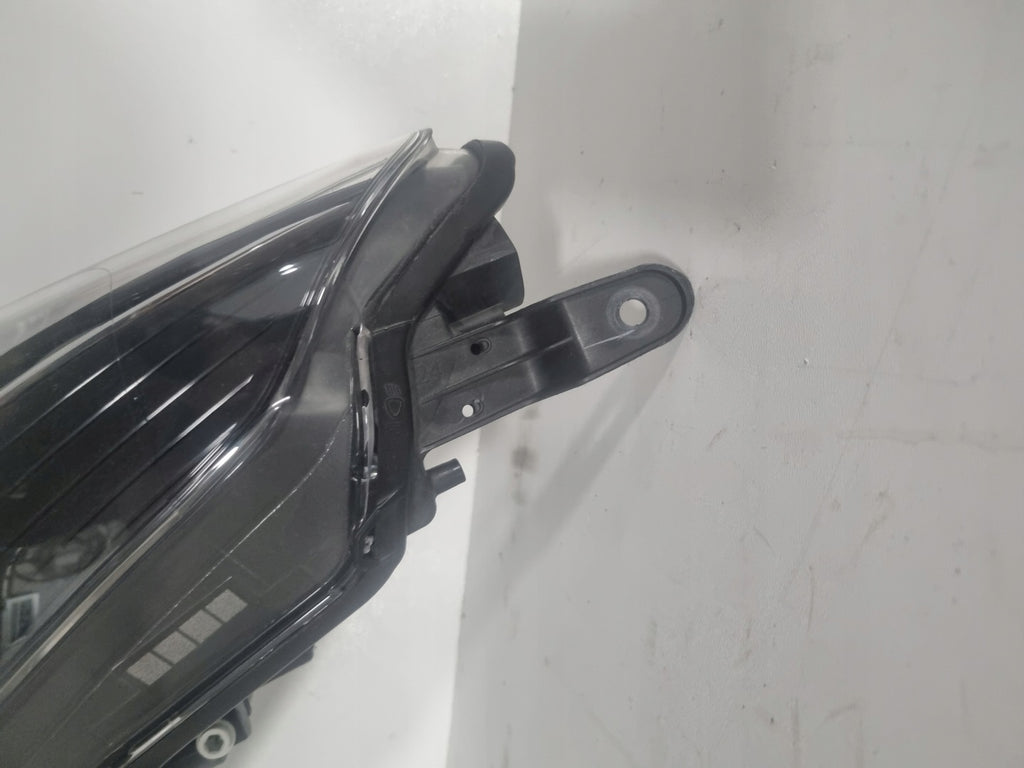 Frontscheinwerfer Toyota Yaris 811700DK18 LED Rechts Scheinwerfer Headlight SCH1042083127yr