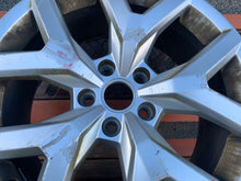 Load image into Gallery viewer, 1x Alufelge 19 Zoll 8.0" 5x120 43ET Glanz Silber 2H6601025C VW Amarok Rim Wheel FEL4670333470sf
