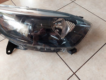 Laden Sie das Bild in den Galerie-Viewer, Frontscheinwerfer Renault Captur I 260105066R-1 Rechts Scheinwerfer Headlight SCH6991859496gt
