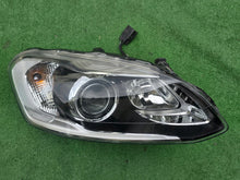 Load image into Gallery viewer, Frontscheinwerfer Volvo Xc60 31698809 Bi-Xenon Rechts Scheinwerfer Headlight SCH8326103619uc