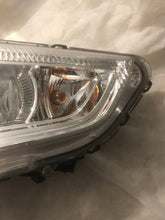Laden Sie das Bild in den Galerie-Viewer, Frontscheinwerfer Mitsubishi Asx 8301B588 Rechts Scheinwerfer Headlight