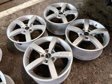 Laden Sie das Bild in den Galerie-Viewer, 4x Alufelge 17 Zoll 7.0" 5x114.3 40ET Glanz Silber KBA50940 Hyundai I Rim Wheel FEL2620681819sp