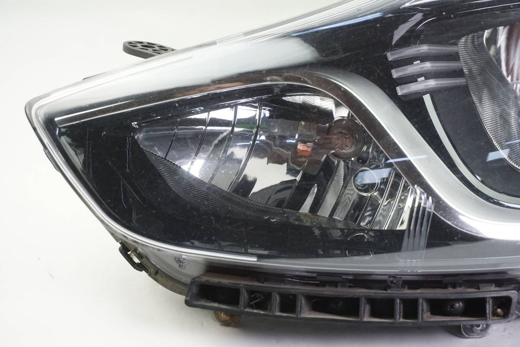 Frontscheinwerfer Hyundai I20 92101-1KXXX Links Scheinwerfer Headlight