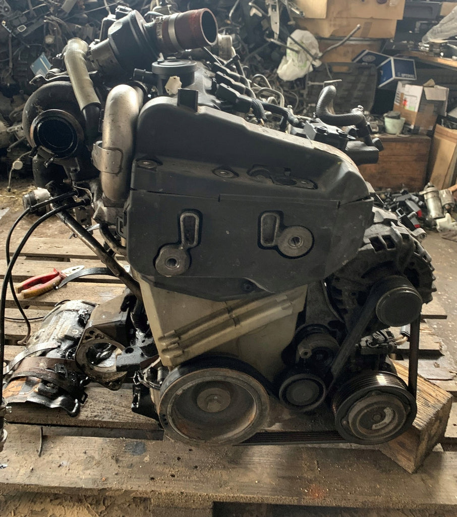 Motor Mercedes-Benz Cla Gla K9KD430 1.5 CDI 265TKm Diesel Engine Unkomplett