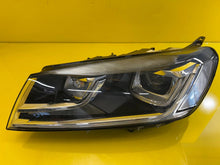 Load image into Gallery viewer, Frontscheinwerfer VW Touareg 7P1941033A Xenon Links Scheinwerfer Headlight