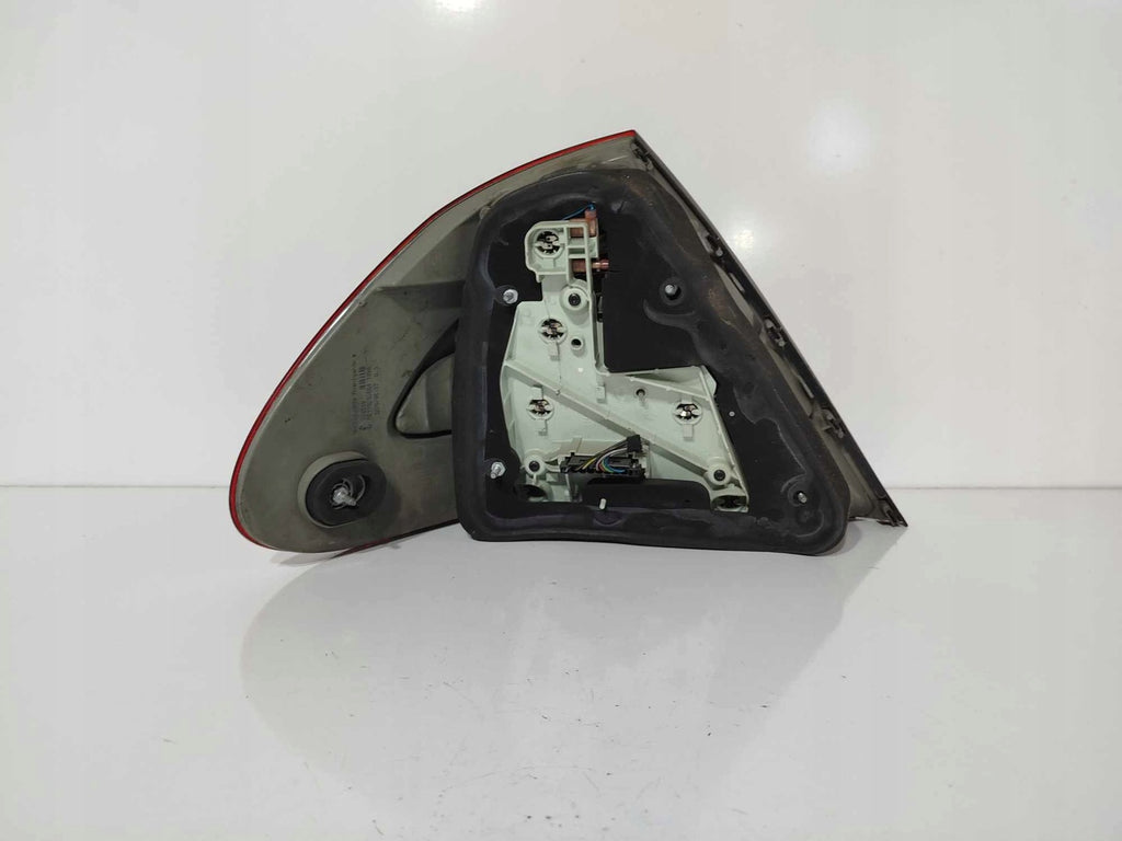 Frontscheinwerfer Mercedes-Benz W211 Rechts Scheinwerfer Headlight SCH5263637662sw