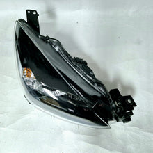 Load image into Gallery viewer, Frontscheinwerfer Mazda 2 Dj D43N-51040 LED Rechts Scheinwerfer Headlight SCH3522898266dp