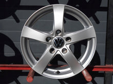 Laden Sie das Bild in den Galerie-Viewer, 4x Alufelge 15 Zoll 6.0" 5x112 43ET Glanz Silber Seat Leon Octavia III Golf Viii FEL1667635927xs