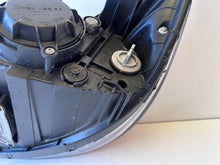 Laden Sie das Bild in den Galerie-Viewer, Frontscheinwerfer Kia Sorento II 92102-2P140 Xenon Rechts Scheinwerfer Headlight SCH2513048685ry