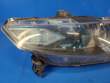 Laden Sie das Bild in den Galerie-Viewer, Frontscheinwerfer Honda Insight 33101TM8J11 Rechts Scheinwerfer Headlight