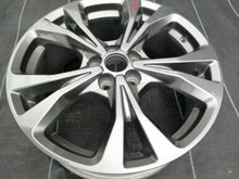 Laden Sie das Bild in den Galerie-Viewer, 1x Alufelge 18 Zoll 7.5" 5x108 50ET Glanz Silber LV4C-N2B Ford Kuga Iii FEL8823478766ww