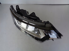 Laden Sie das Bild in den Galerie-Viewer, Frontscheinwerfer Mitsubishi Outlander III 8301C854 LED Rechts Headlight