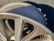 Laden Sie das Bild in den Galerie-Viewer, 1x Alufelge 16 Zoll 6.5&quot; 5x114.3 39ET Glanz Schwarz CMS-903, Toyota Avensis