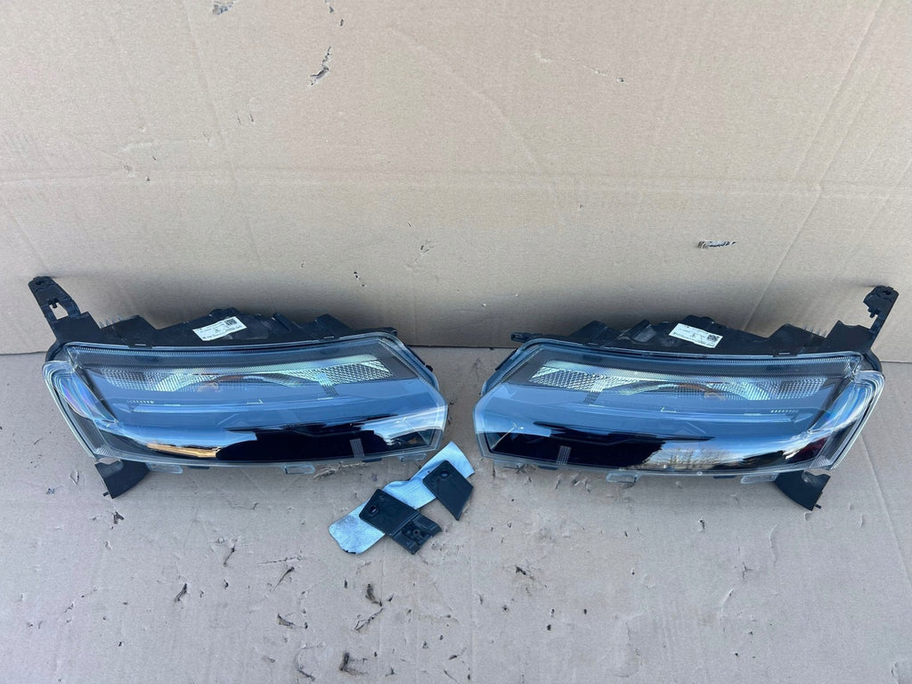Frontscheinwerfer Dacia Spring 266052417R 266008993R Ein Satz Headlight SCH3264318438bs